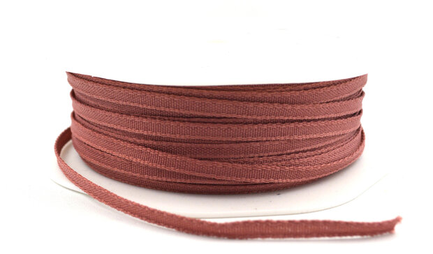 Texture lint dark rose