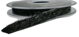 Zwart vachtje van stof 10mm