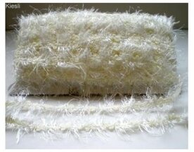Ivoor fluffy sierband,32.4 mtr