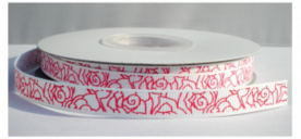 Wit lint met roze roos 