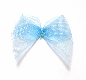 Organza strikjes lichtblauw